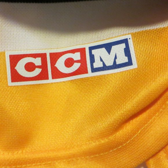 Vintage CCM Pittsburgh Penguins Hockey Pullover Hockey Shirt Yellow White - Picture 4 of 6